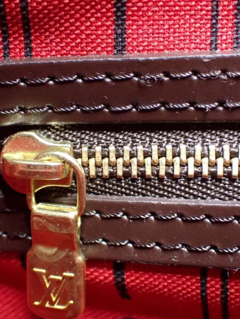 Louis Vuitton Neverfull MM (W/Dust bag) - Picture 9 of 14